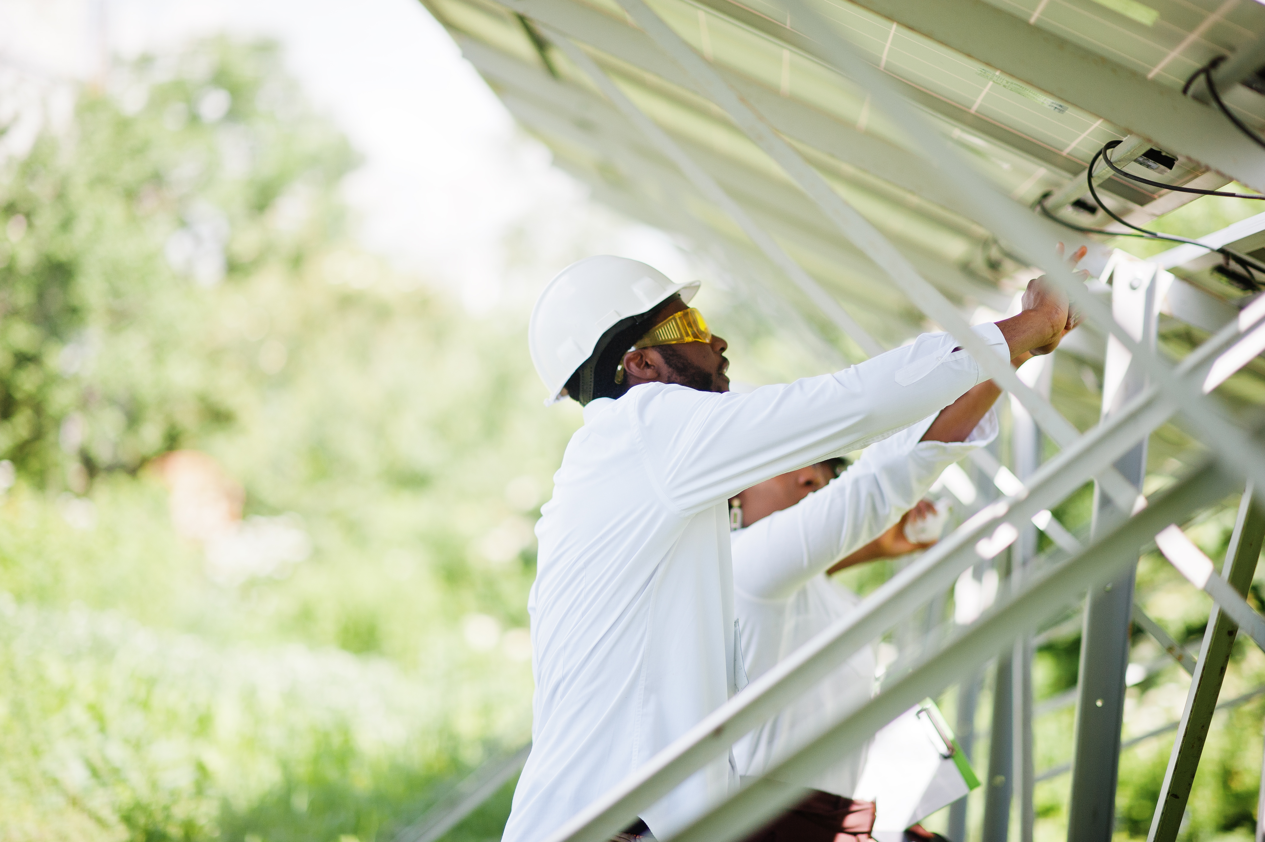 光伏电站代运维托管 劳务委托、全营业委托、资产委托哪种方法更靠谱？